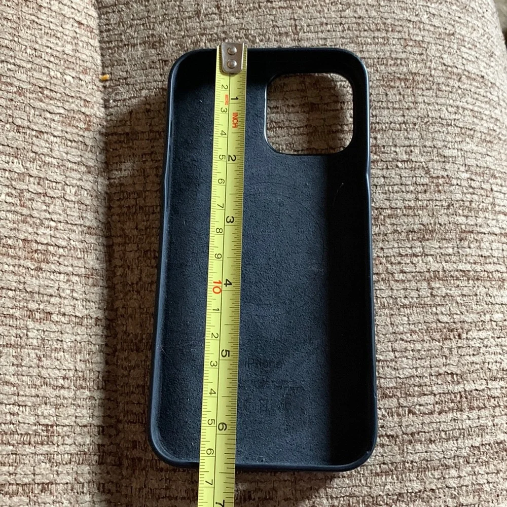 Free w bundle purchase: iPhone protective cover, not sure which version